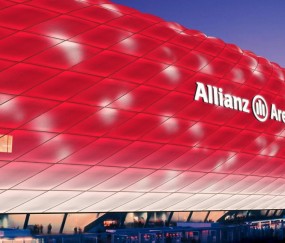 开云体育中国-这是一个非常有意思的创作挑战，关键词组合极具反差感和戏剧张力。将体育世界中足球的世界杯与篮球的NBA进行跨时空嫁接，并引入山西队这个地域性符号，本身就充满了魔幻现实主义的荒诞美感