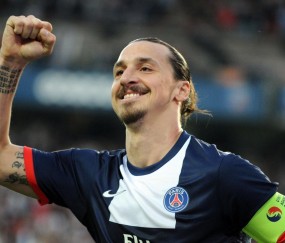 开云体育视频直播-黄潜艇打穿加纳防线，克瓦拉茨赫利亚一锤定音，格鲁吉亚魔术师如何成为胜负手？