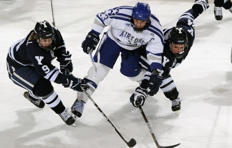 开云体育视频直播-F1新赛季揭幕战之夜，萨卡比赛走势一手掌控