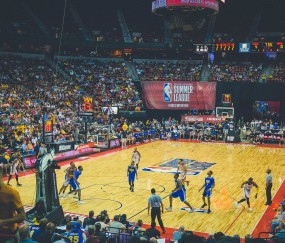 开云足球直播-鹈鹕的节奏锚点与塔图姆的季后赛暴走，两种唯一的统治逻辑