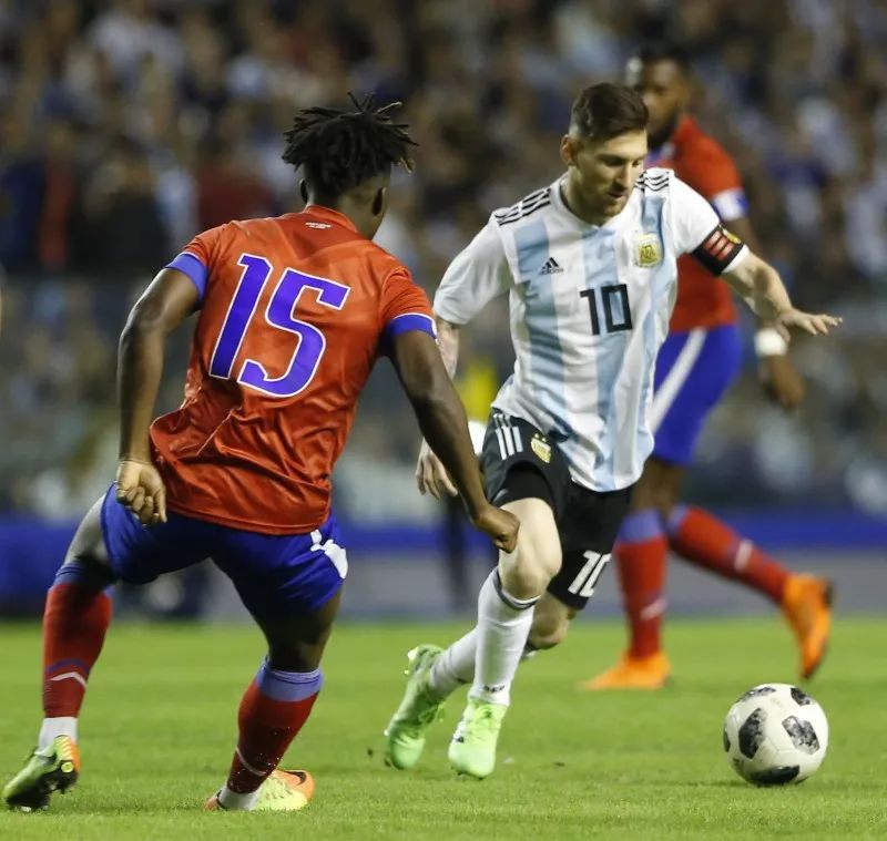 马拉加击败人气球队,继续保持领先优势 马拉加击败人气球队,继续保持领先优势