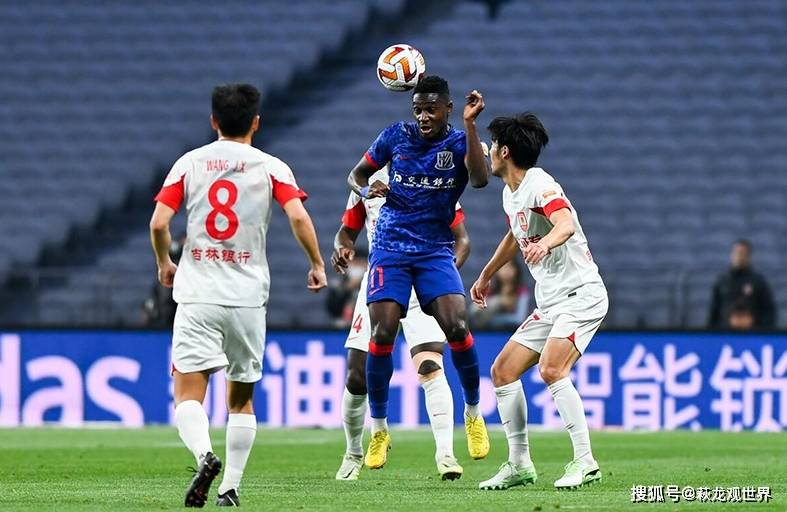 汉诺威队晋级领跑斩获比赛胜利 汉诺威队晋级领跑斩获比赛胜利