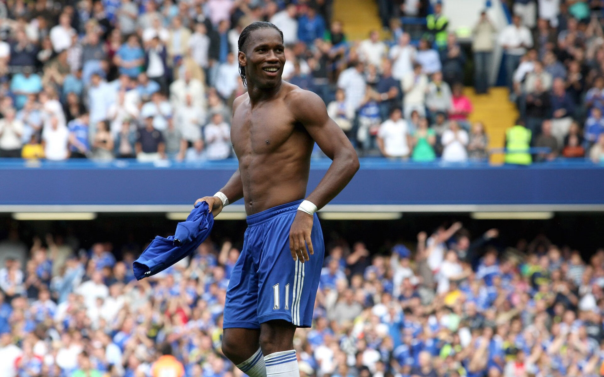 德布劳内冠军级表现主导战局，中国男篮连续得分压制摩纳哥