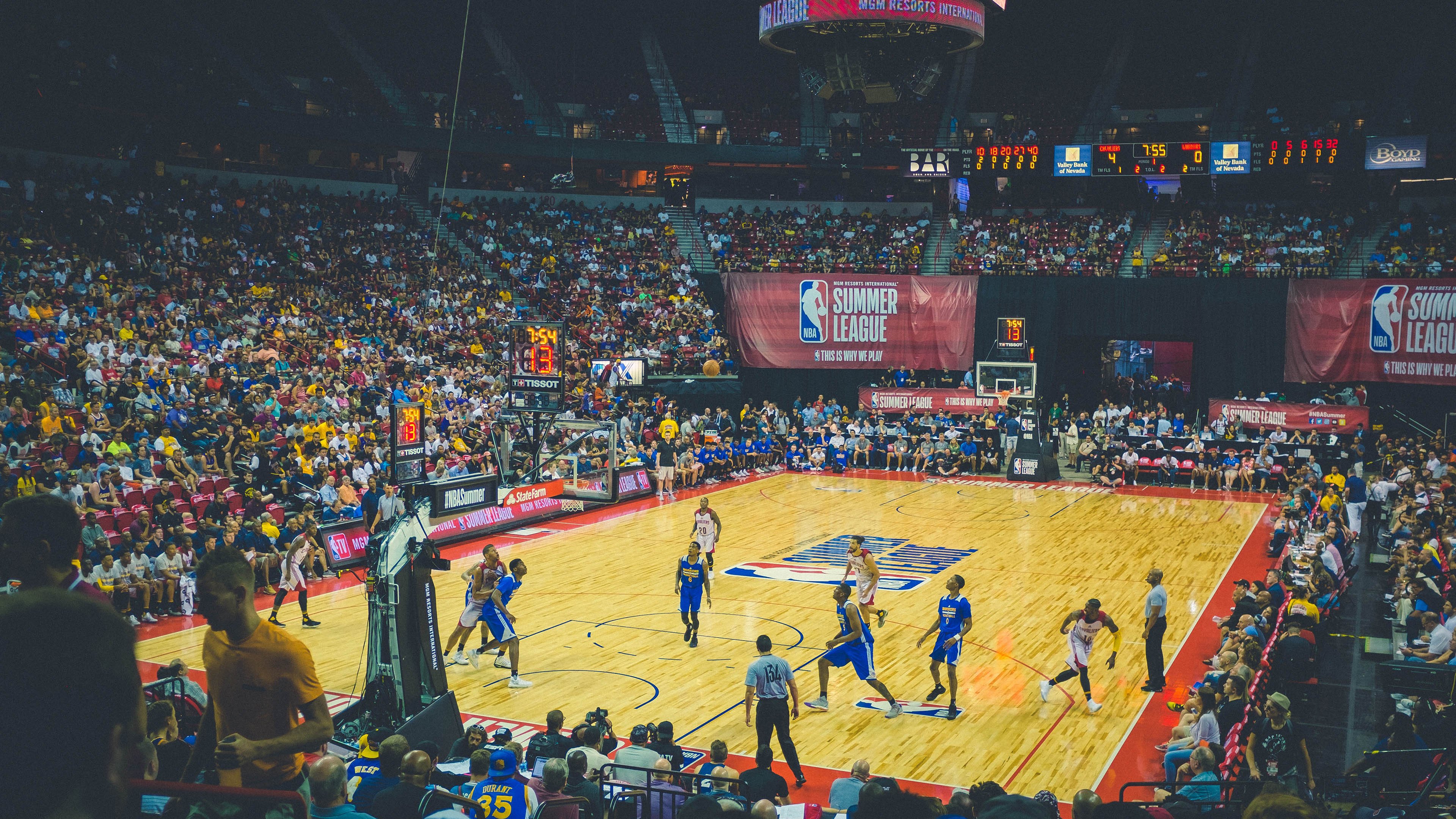 鹈鹕的节奏锚点与塔图姆的季后赛暴走，两种唯一的统治逻辑